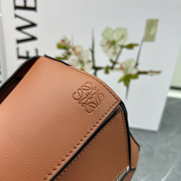 Loewe Camel Leather Women's Handbag - Picture 2 of 16